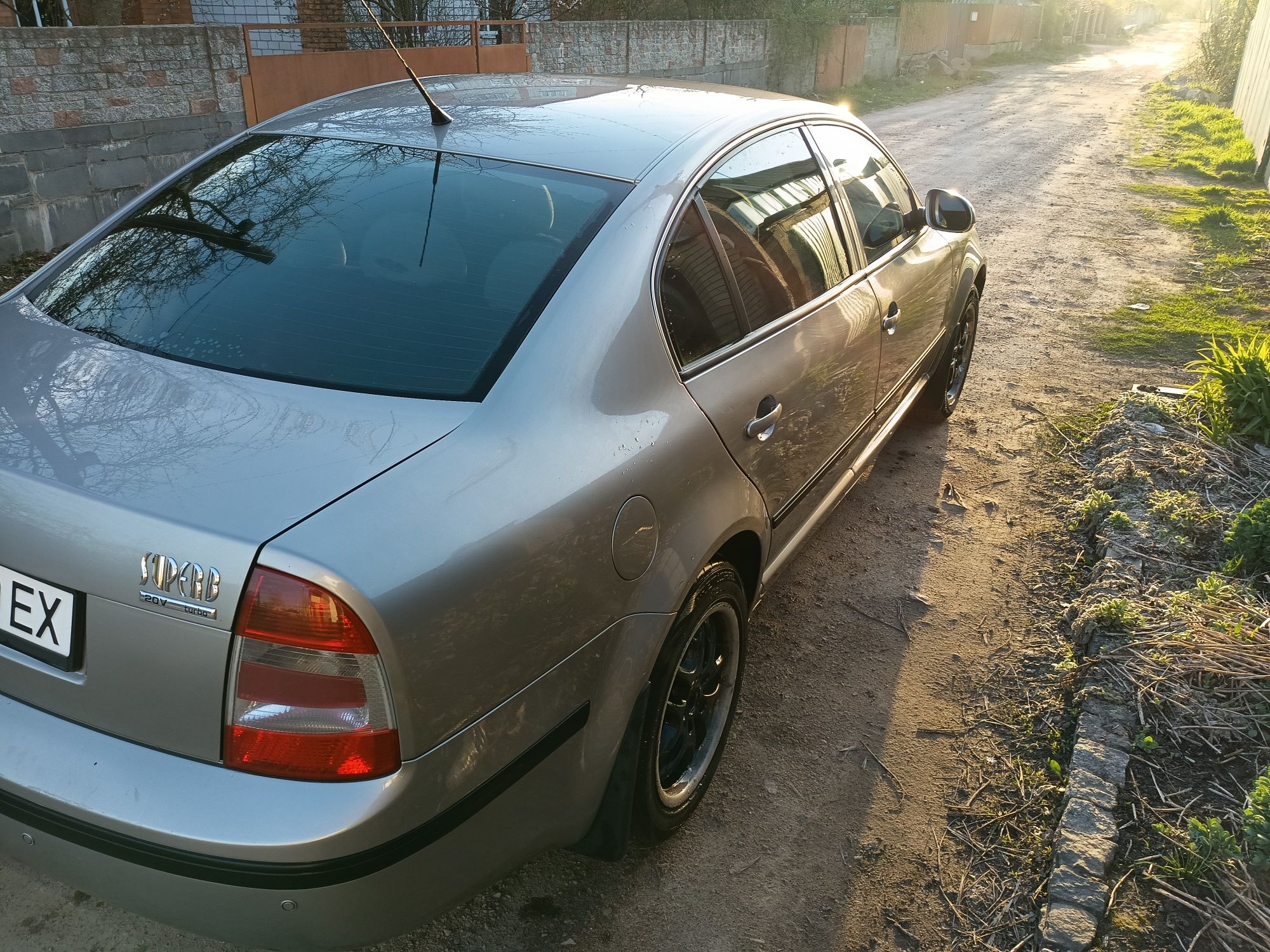 Продам skoda superb