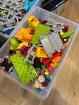 Klocki LEGO DUPLO mix mieszany 10 kg z różnych zestawów plus podłoga