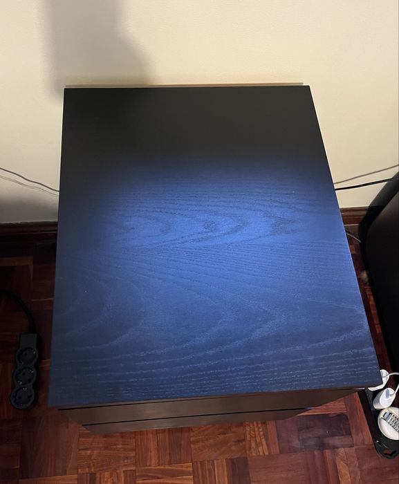 Mesa de cabeceira Ikea