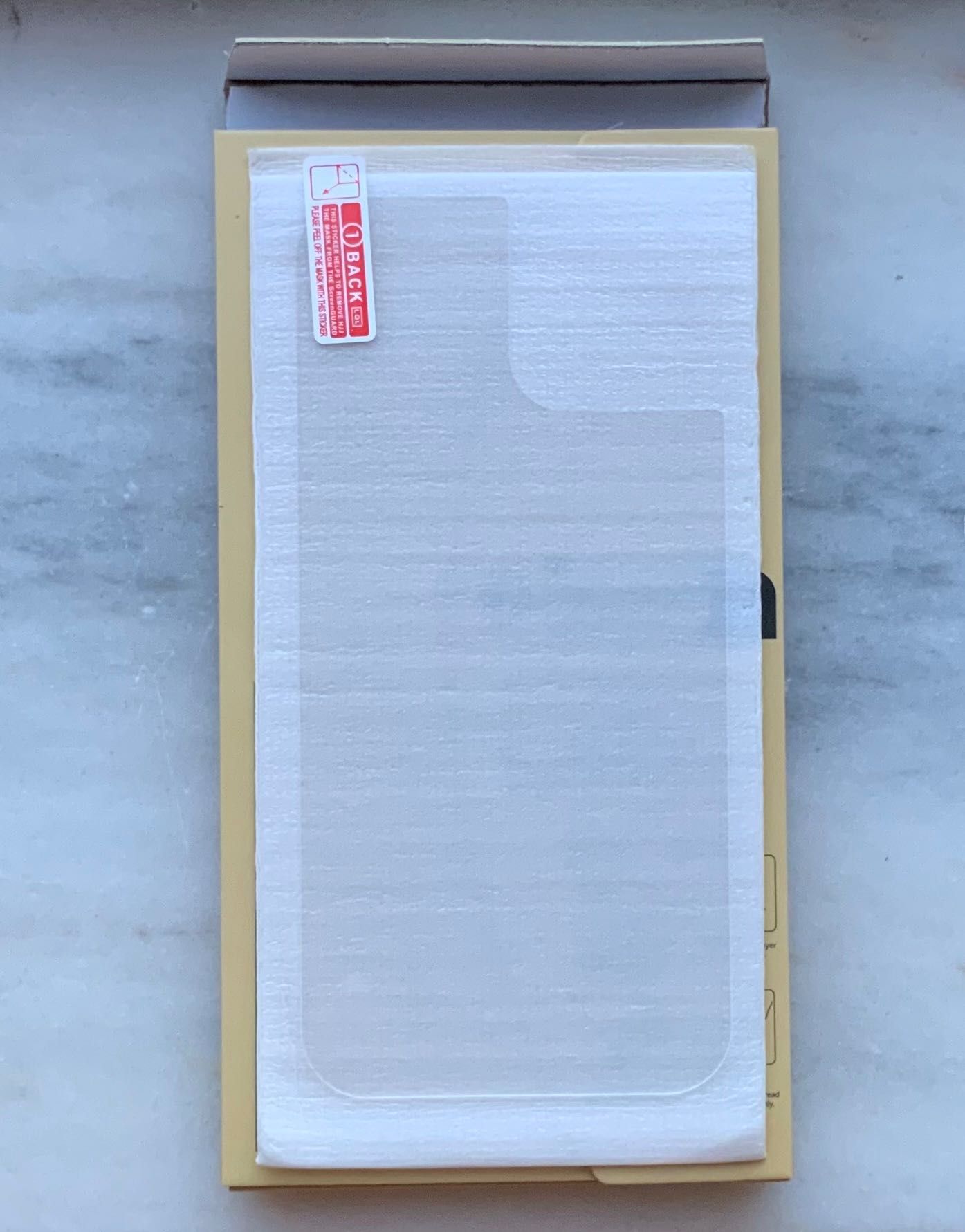 iPhone 13 128gb Midnight + Capas Spigen Novas