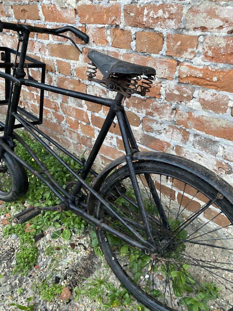 Bicicleta antiga Inglesa de carga