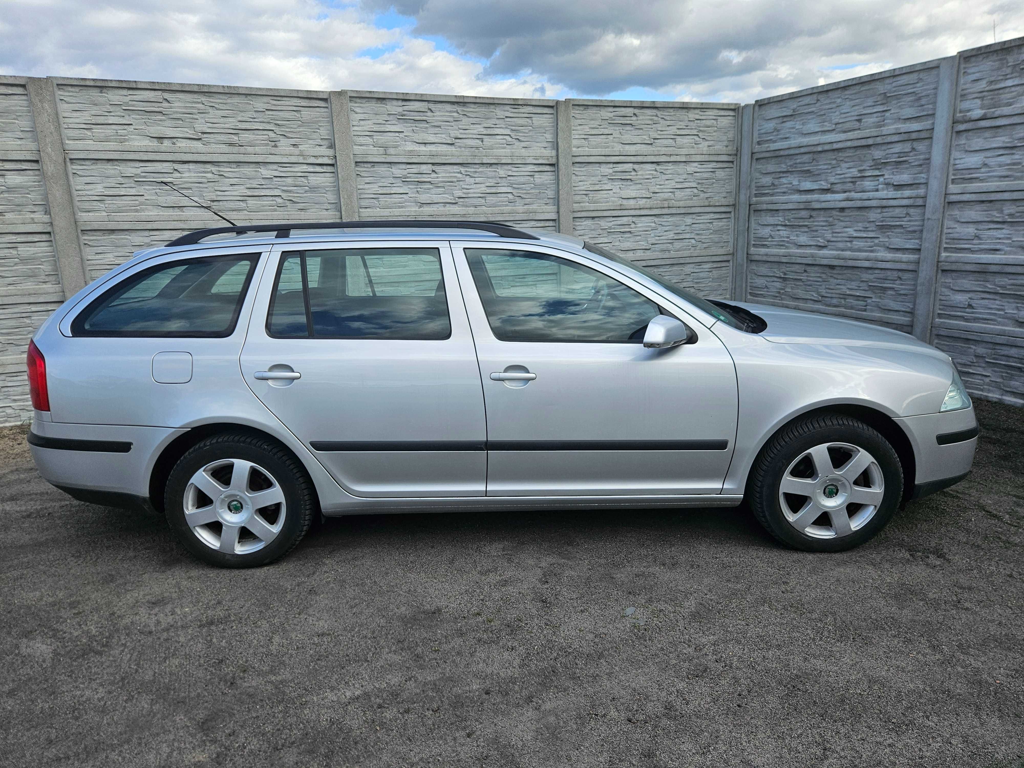 Skoda Octavia Elegance 1.6 MPI