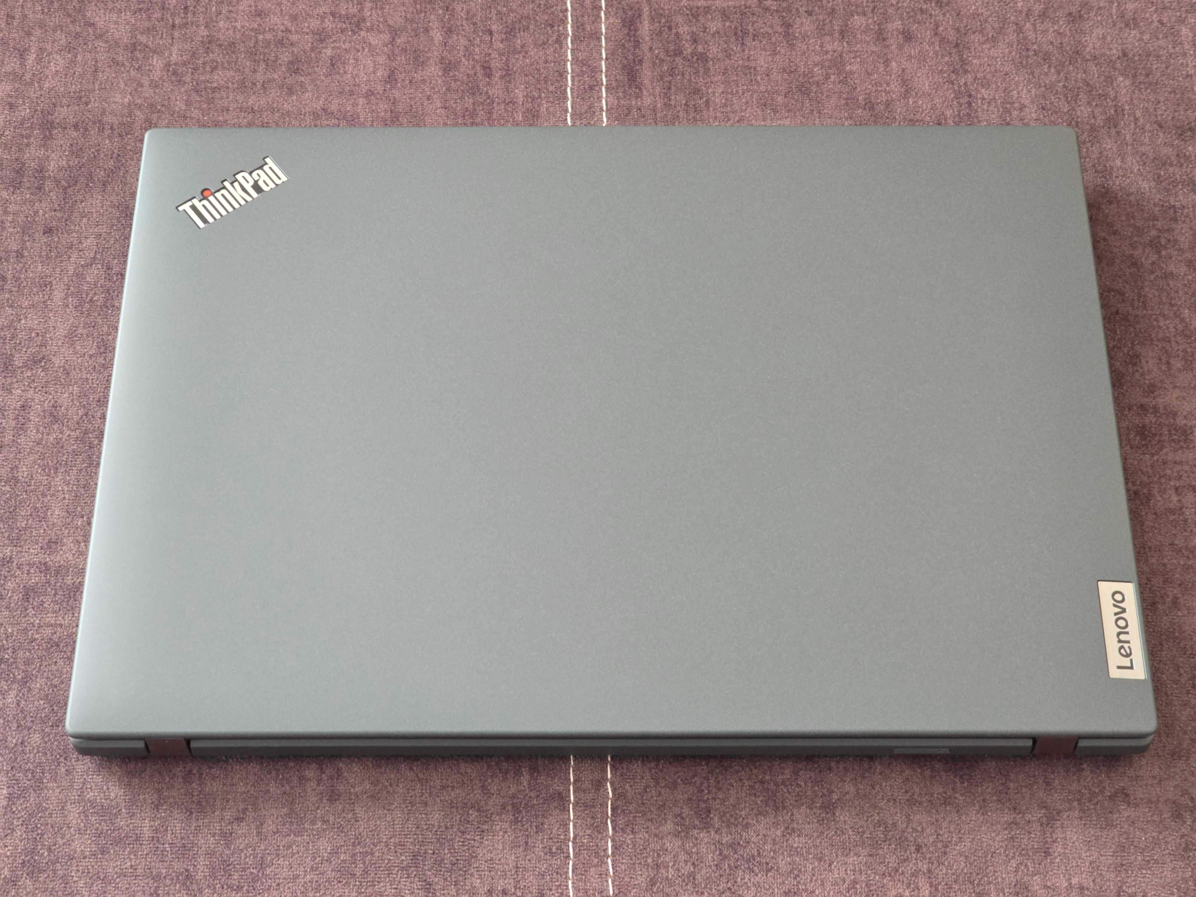 Lenovo ThinkPad P14s Gen4 (14" 2.8K OLED/ 7840U/ 64 DDR5X/ 1Tb NVMe)