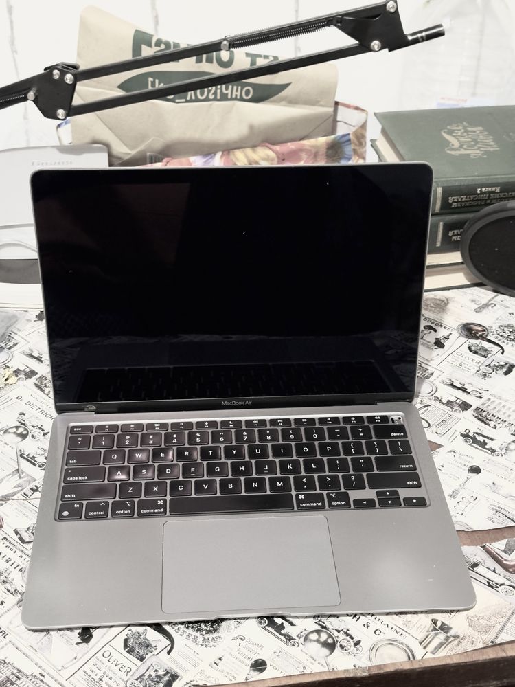 Macbook air m1 без материнськоі плати