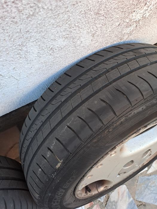 Conjunto jantes ford galaxy e pneus seminovos