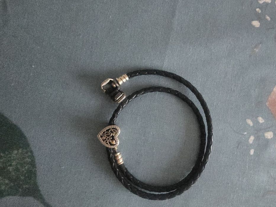 Pandora кожаный браслет и шарм биколор