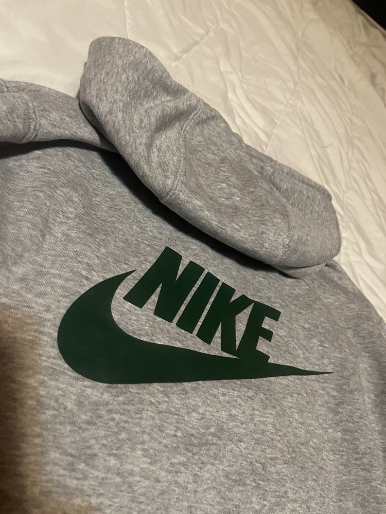 Худи Nike M x Stranger Things лимитированая колекция 180$ на eBay
