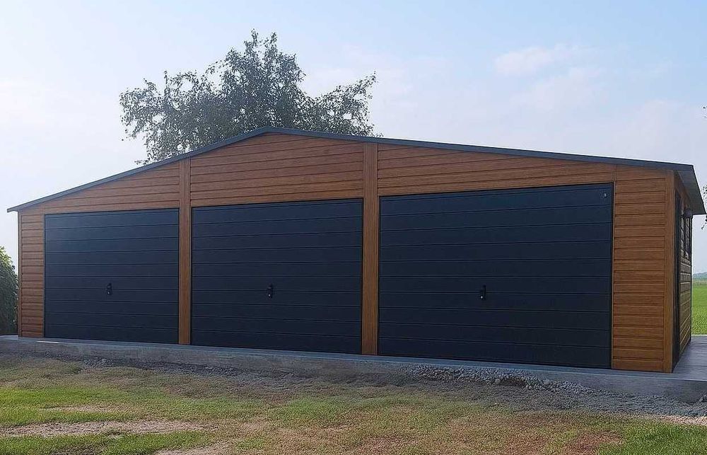 Garaż blaszany 10x6 drewnopodobny trzystanowiskowy dwuspadowy