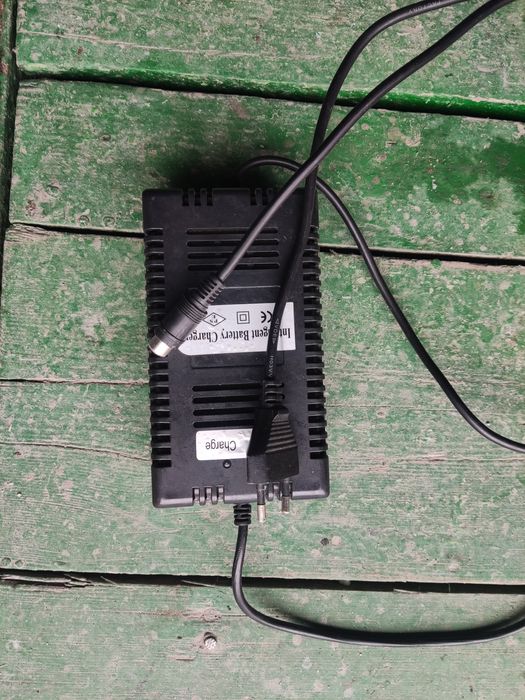 Зарядное устройство.