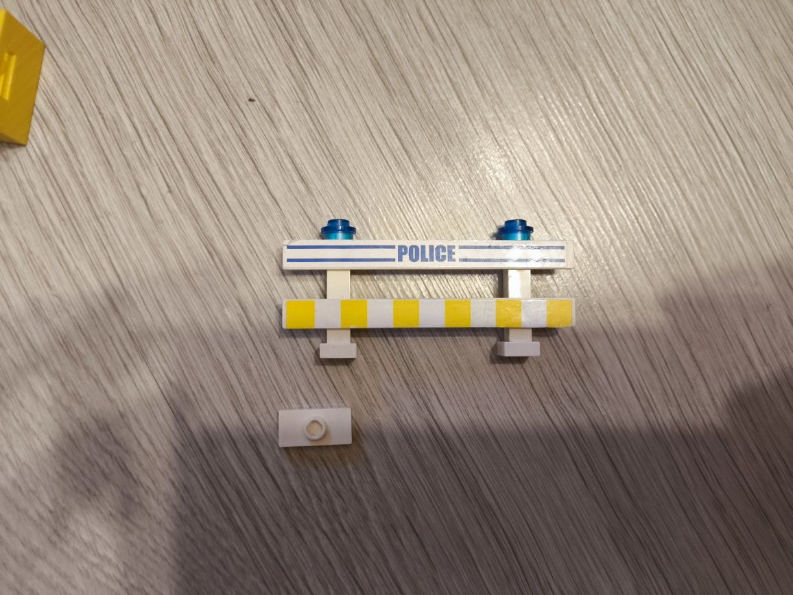 Lego City 7286 wóz policyjny