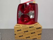 VW Passat 00-05 /Kombi/ Lampa tył prawa.> PROMOCJA !!!