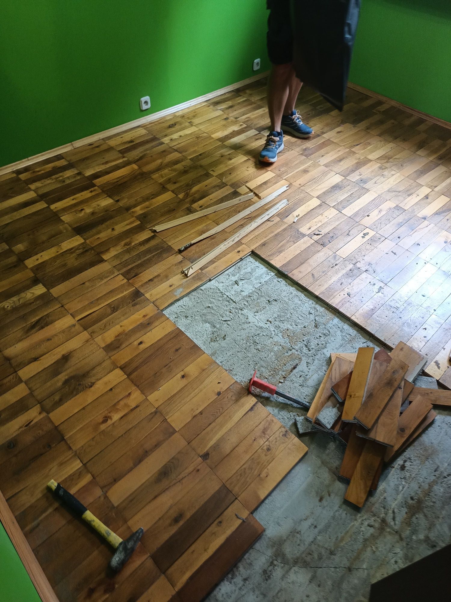 Podłogi parkiet po demontażu