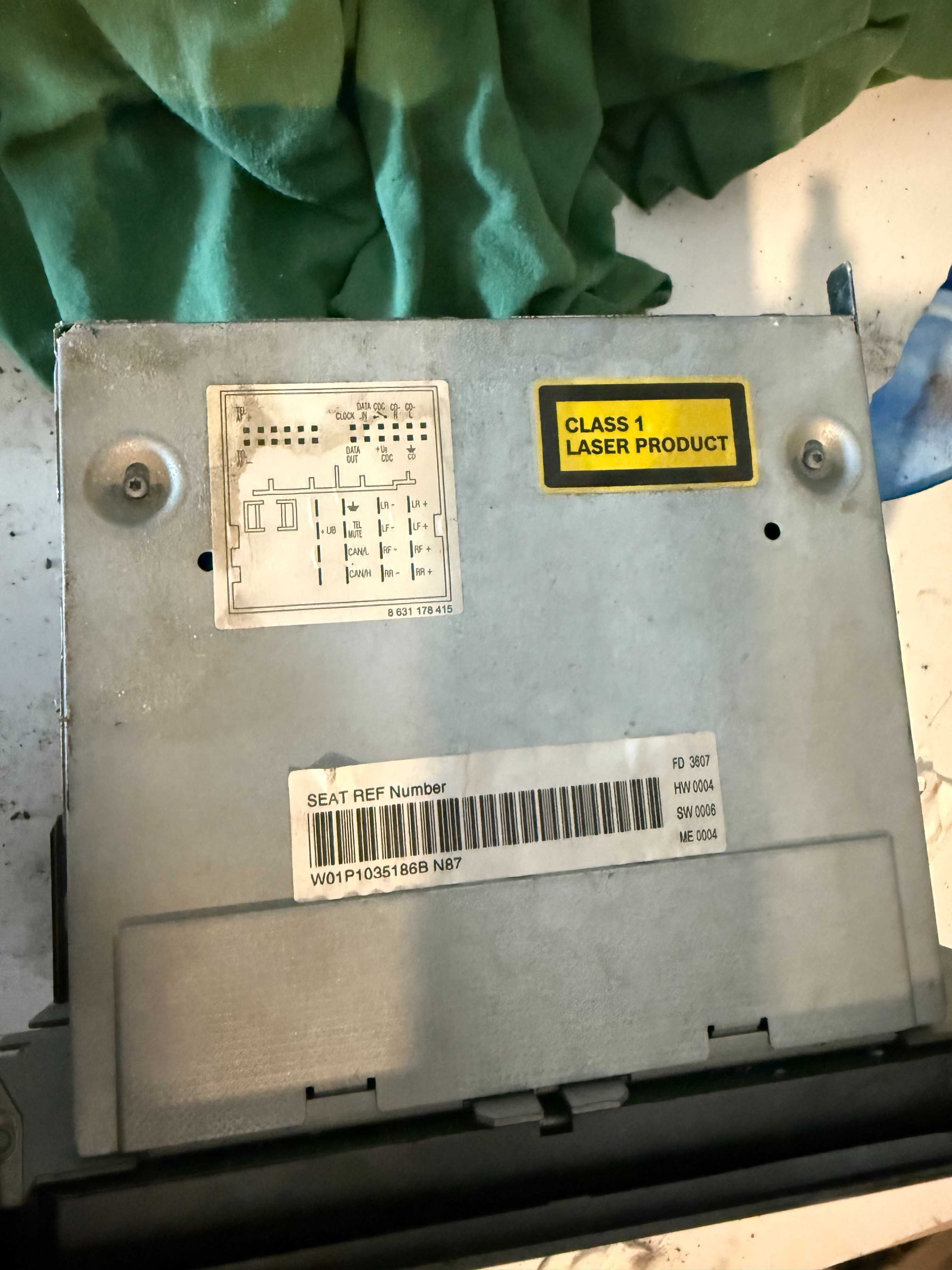 Oryginalne radio – Seat Leon II (1P) – OEM