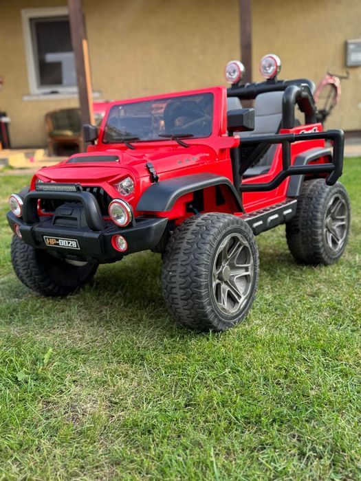 Auto na akumulator dla dzieci 4x4 dwuosobowy