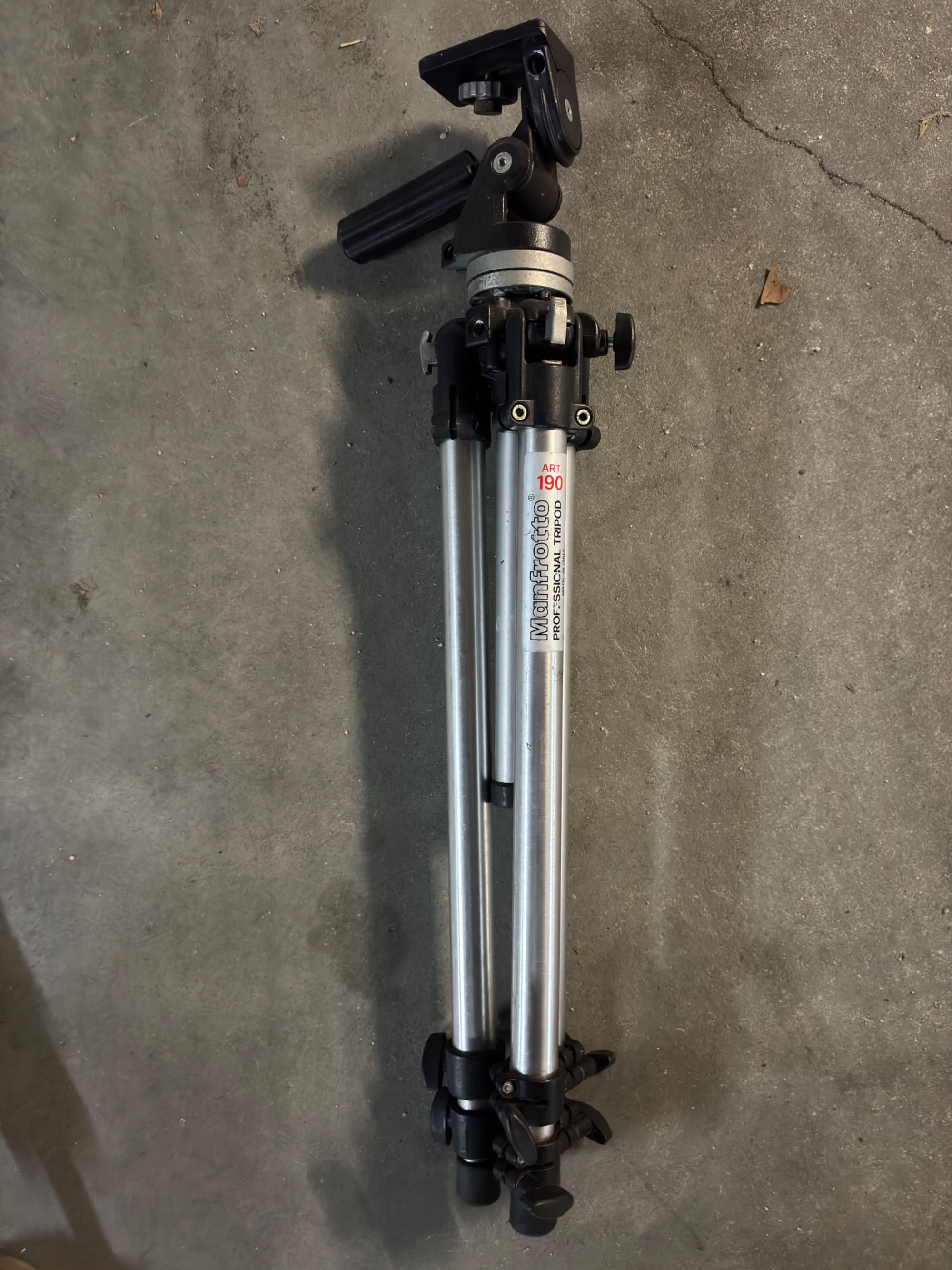 Vendo manfrotto tripé art 190