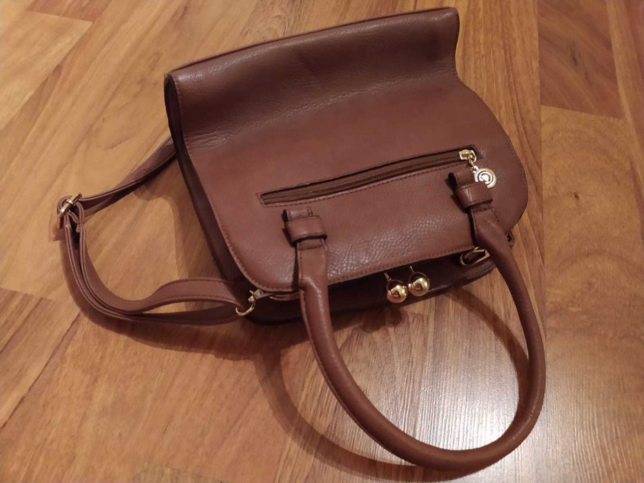 Skórzana torebka brązowa