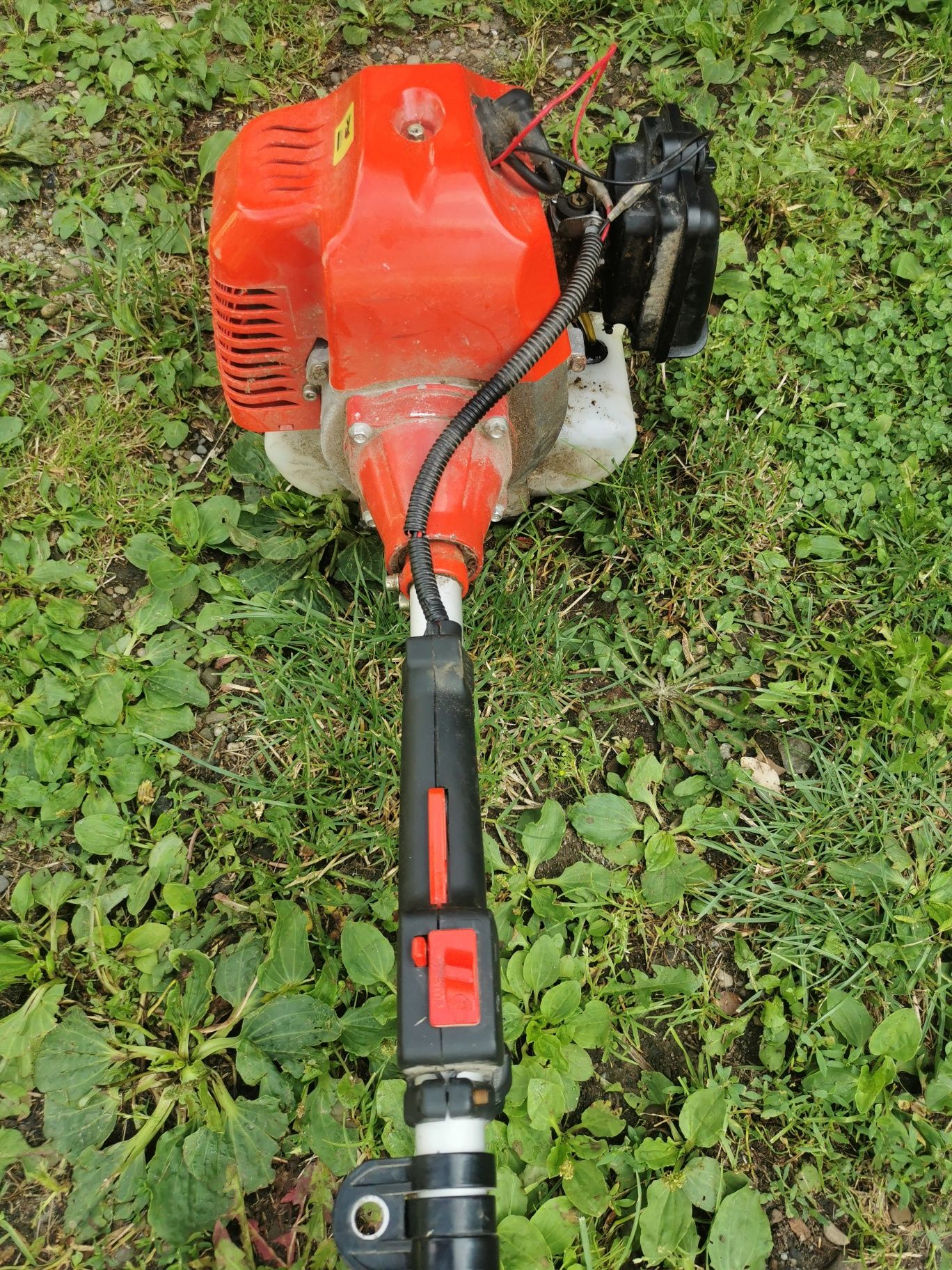 Podkaszarka, kosa
