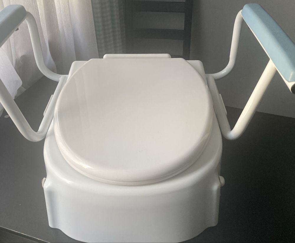 Nasadka toaletowa WC