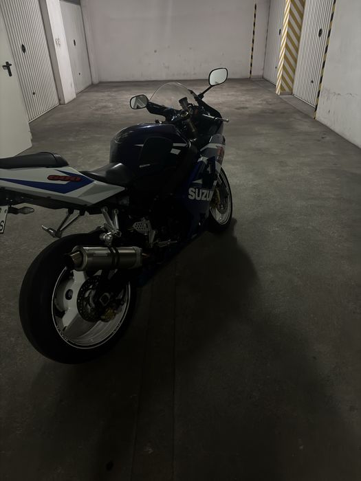 Vendo susuki gsxr 600 a2