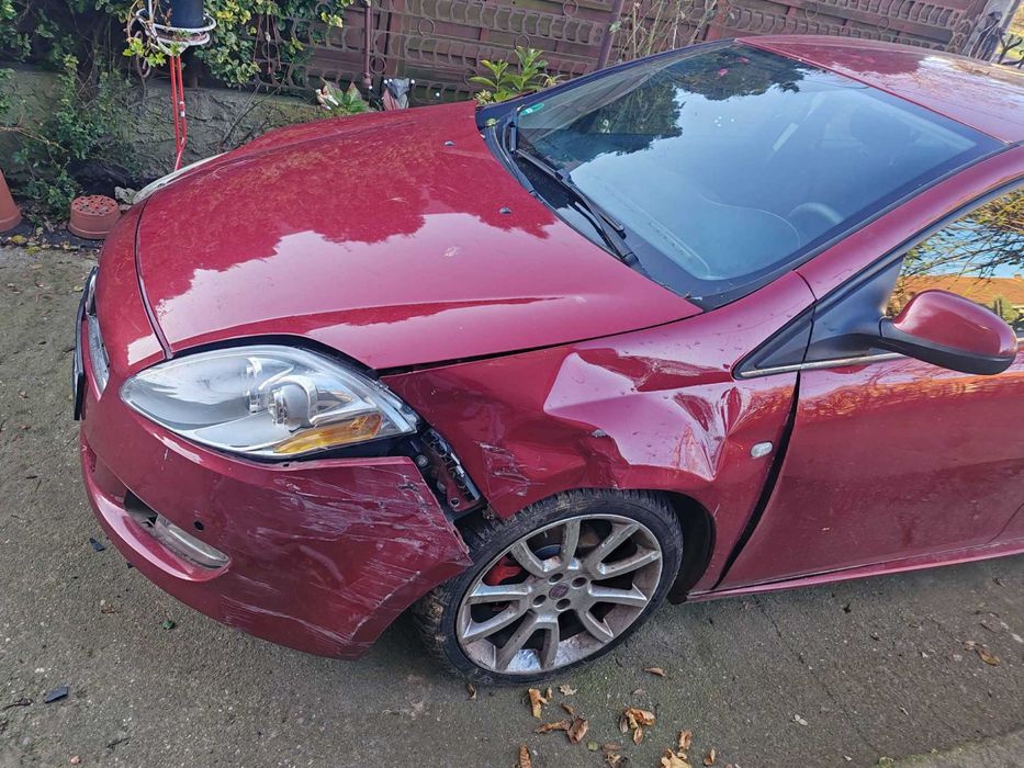 Fiat bravo 1.6 150KM wersja sportowa - uszkodzony