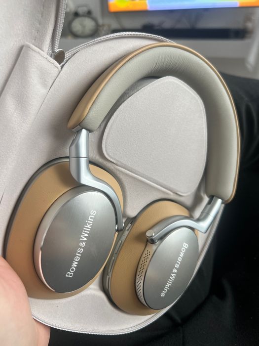 Słuchawki Bowers Wilkins PX8 2025 beżowe Płock jak nowe