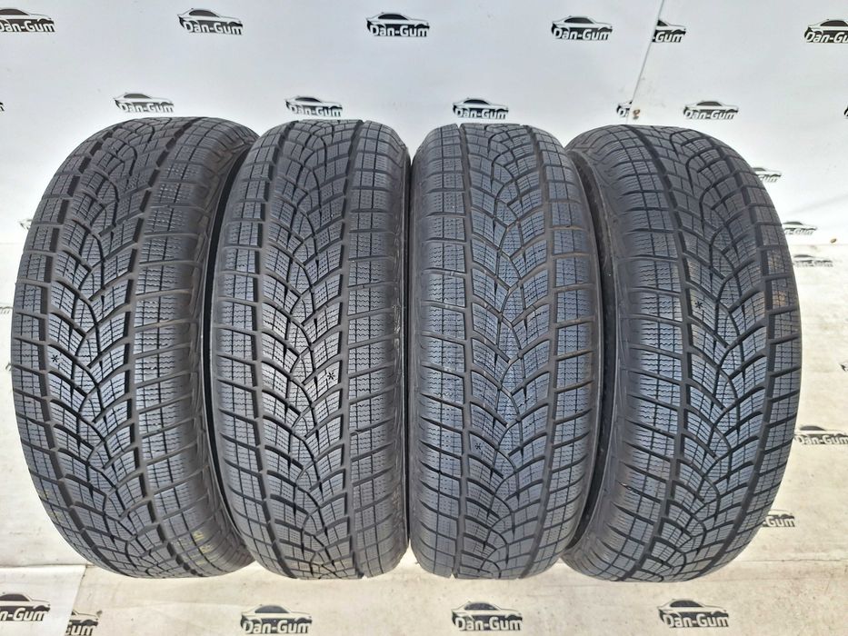 Opony 215/65 R 17 Goodyear Ultra Grip Performance +  Jak Nowe