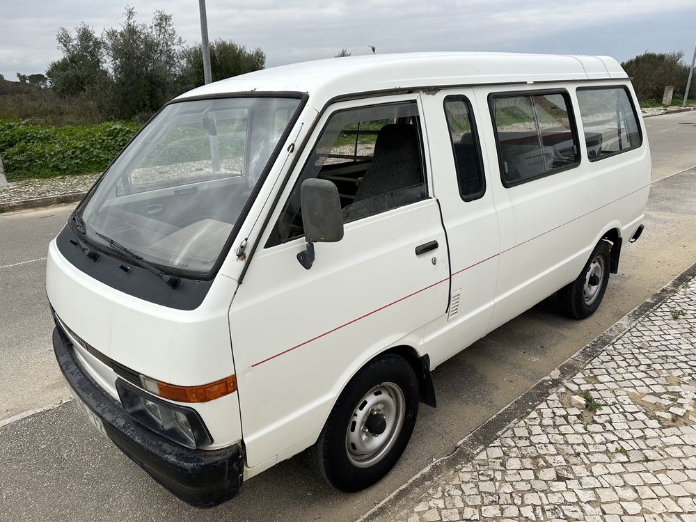 Nissan vannete 8 lugares