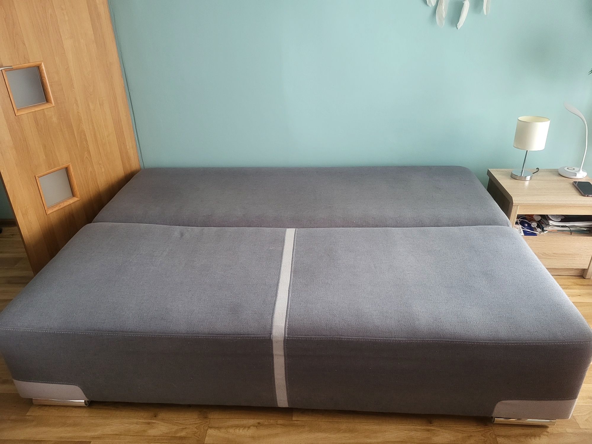 Sofa szara z funkcją spania