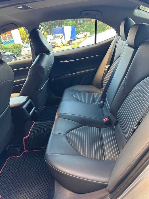 Toyota Camry 2018