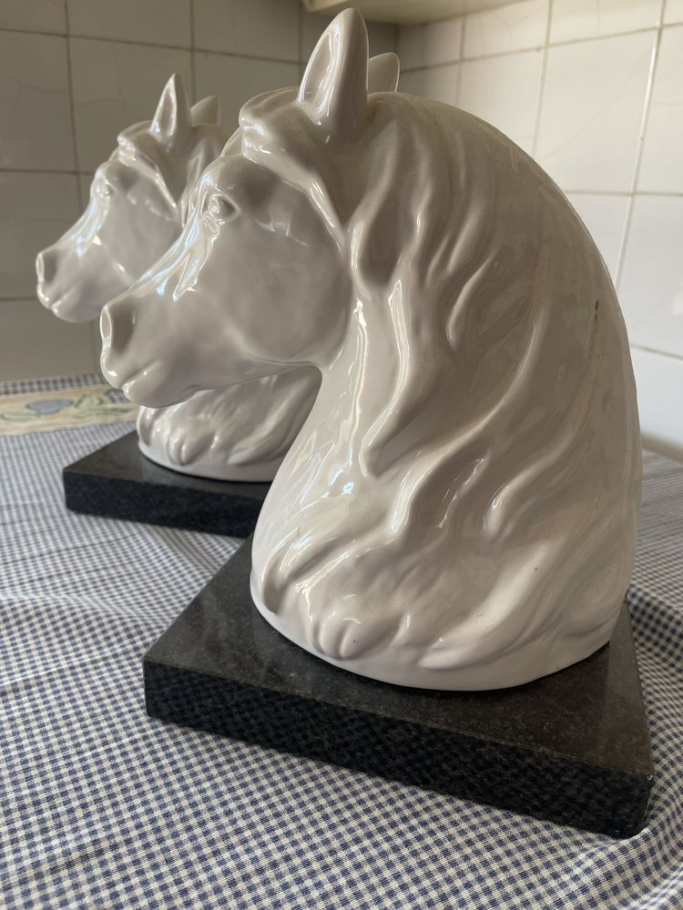 Decoraçao cavalo apara livros