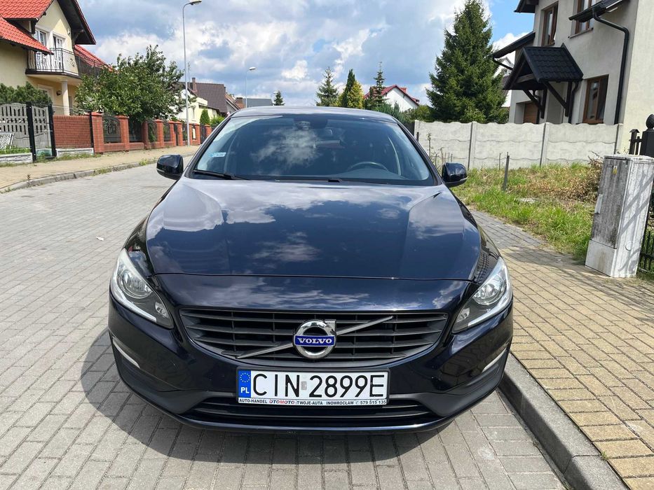 Volvo V60 2.0 D2 120 KM – 2015 r. – Prywatny, gotowy do jazdy