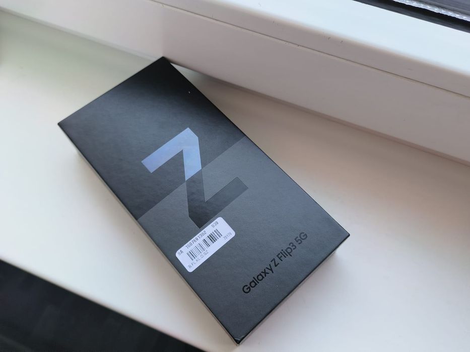 Samsung Galaxy Z Flip 3 128 Gb Czarny SM-F711B Perfekcyjny Nowa folia!