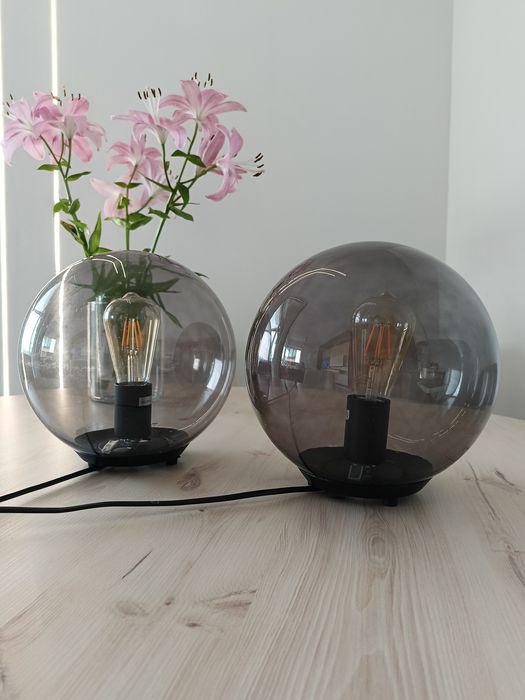 Dwie lampki nocne lampy stołowe