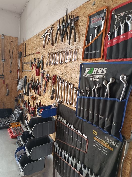 Warsztat, Garaż na godziny, kanał, samoobsługowy od 25zł/h  150/dzi