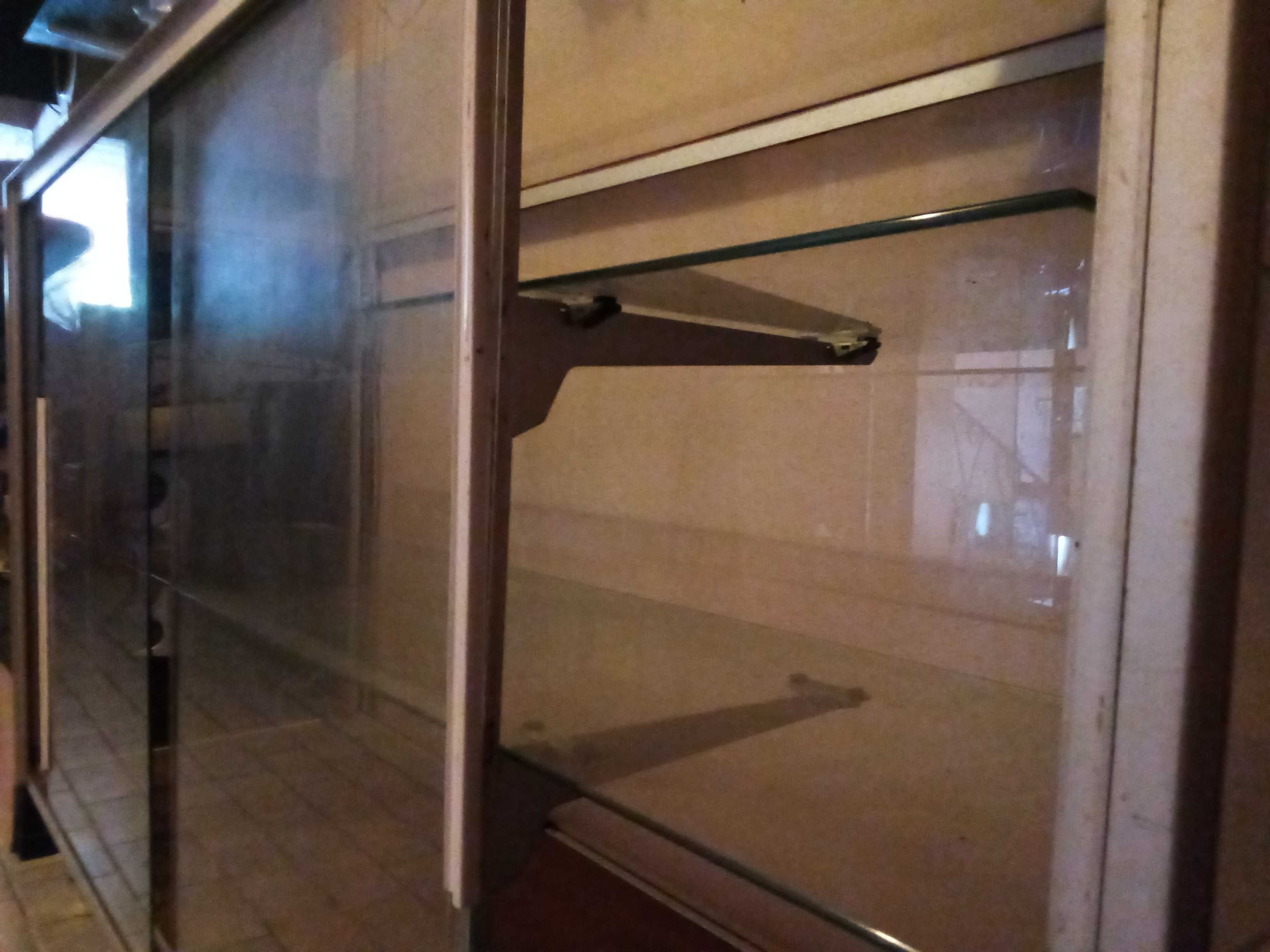 VITRINE em aluminio