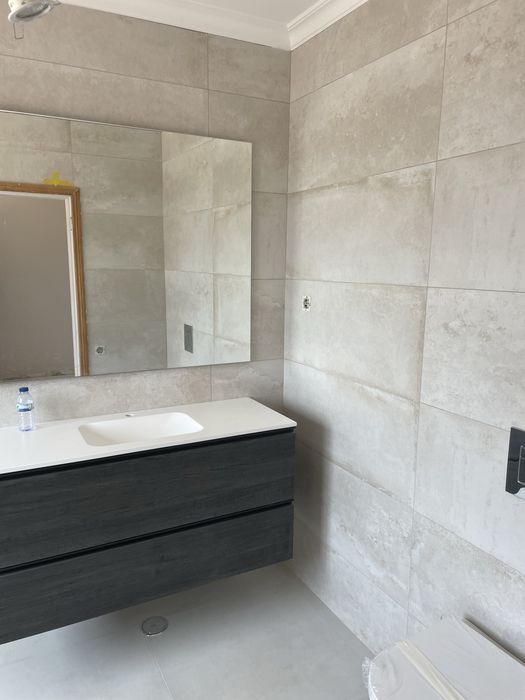 Ladrilhador profissional no Algarve – qualidade e rapidez