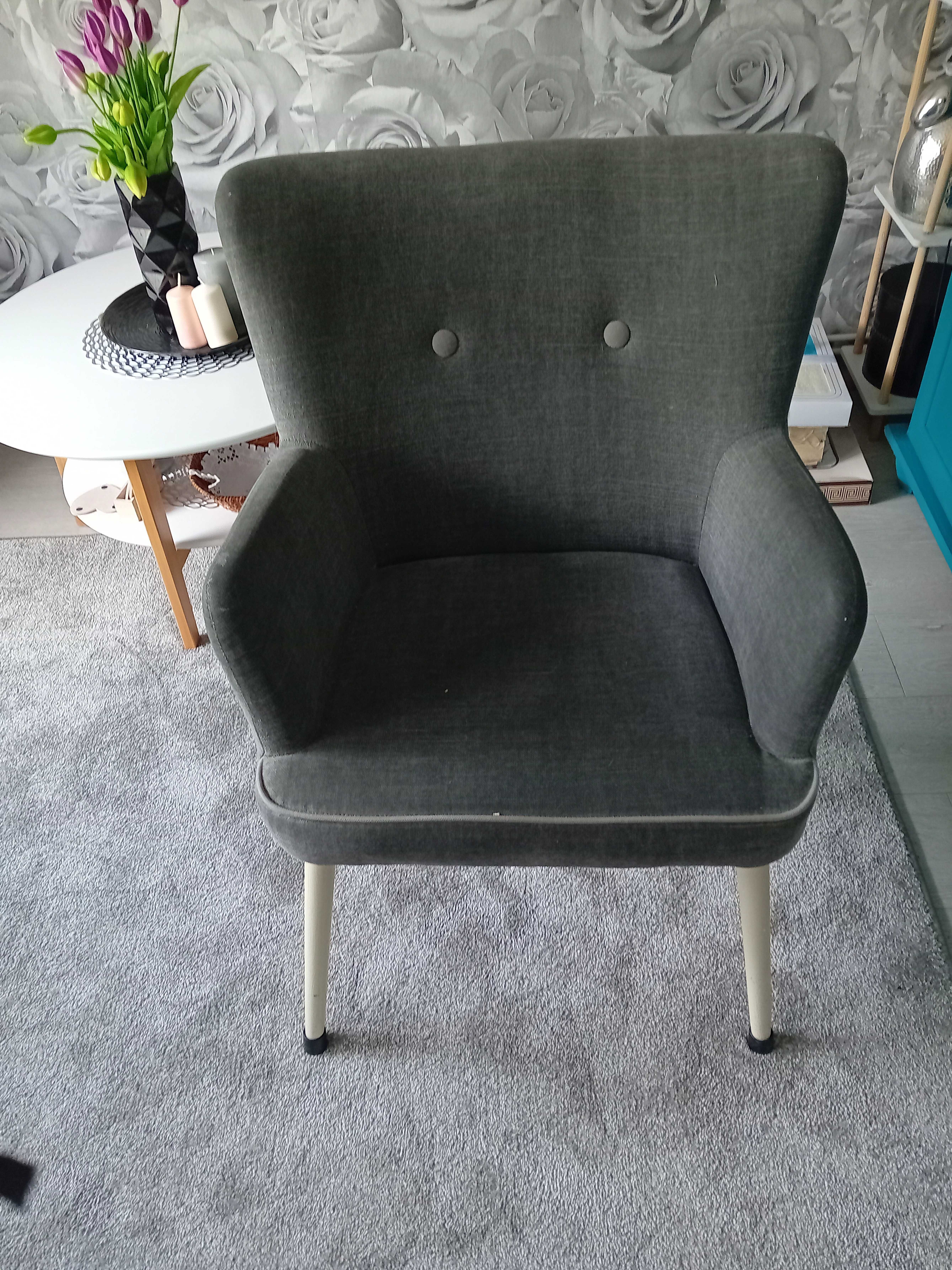 Krzeslo .do renowacji