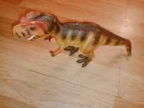 Hula Kula/Karabin na pianki/Dinozaur