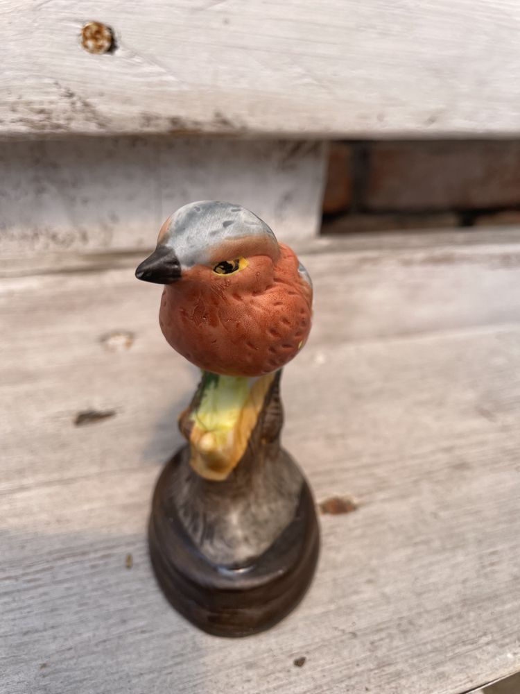 Figurka ptaszek zięba-chaffinch