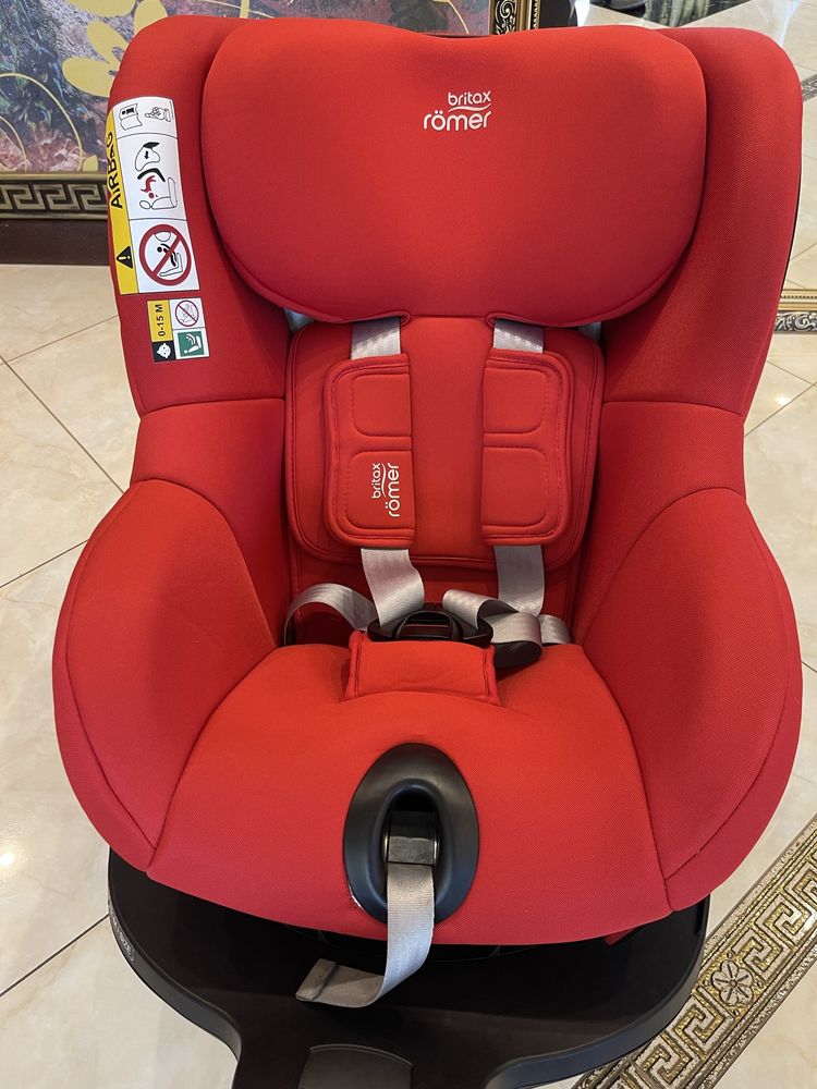 Автокрісло Britax Romer Dualfix M i-Size Fire Red червоне 2021