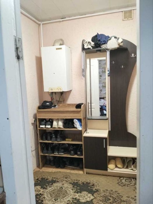 Частина будинку з окремим двором на Юрівці!