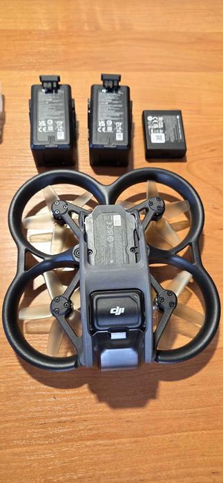 DJI Avata + RC Motion 2 + FPV Remote Controller 2 + Akcesoria