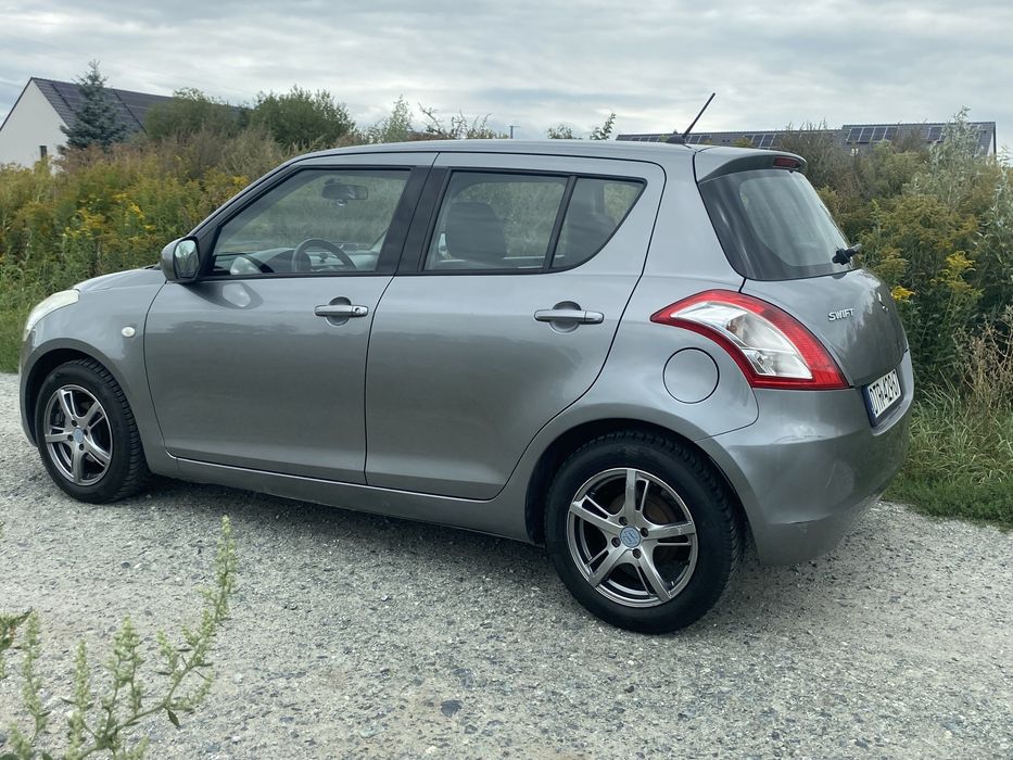 Suzuki Swift 1.2 benzyna 2010 rok