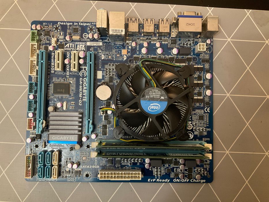Материнська плата Gigabyte GA-H67M-D2 (s1155, Intel H67 Express,