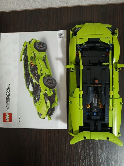 Конструктор LEGO Technic Lamborghini Huracán Tecnica 42161