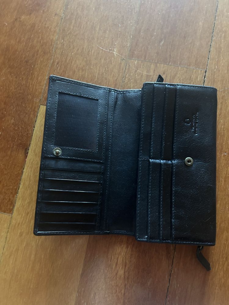 Porta moedas cavalinho pele
