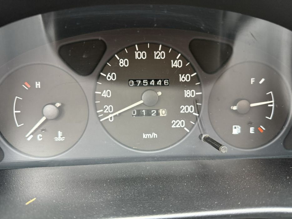 Продам машину Daewoo Lanos