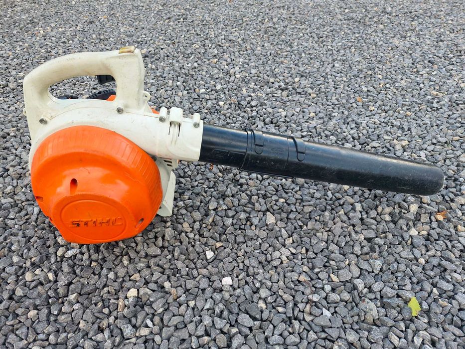 DMUCHAWA do LIŚCI SPALINOWA 2t STIHL BG 45 super stan profesjonalna