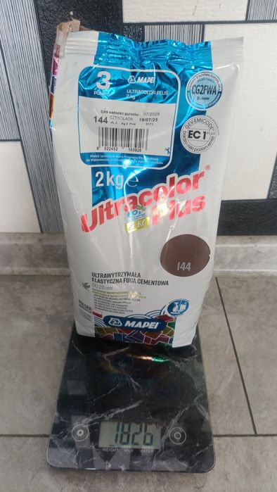 Fuga Mapei (czekolada, nr koloru 144)