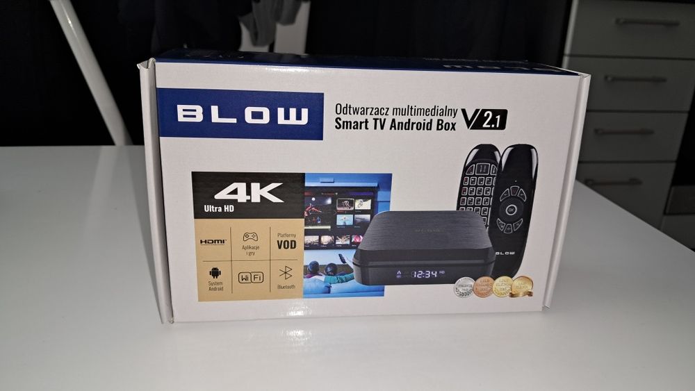 Smart BOX TV android 12, Bluetooth 4K wifi "Blow".